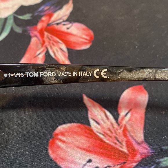 Tom Ford Eyeglasses - Picture 4 of 7